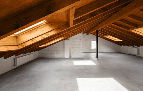 découvrez nos conseils et astuces pour réussir l'aménagement de vos combles : idées d’agencement, isolation, optimisation de l’espace et solutions pratiques pour transformer vos combles en pièce de vie confortable.