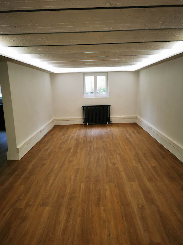 découvrez nos conseils et idées pour réussir l’aménagement de votre sous-sol : optimisation de l’espace, éclairage, isolation et décoration. transformez facilement votre sous-sol en pièce à vivre confortable et fonctionnelle !