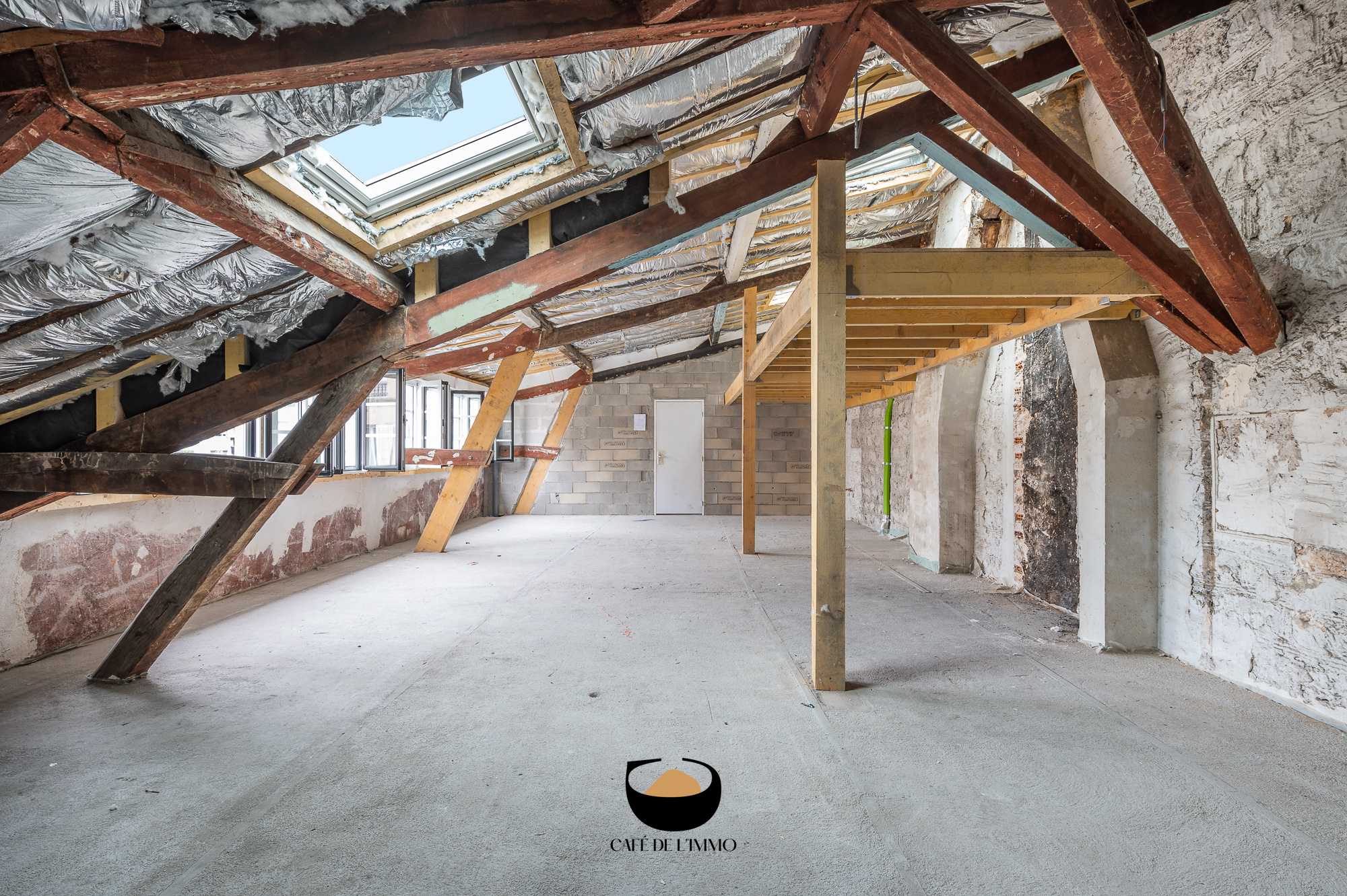 découvrez nos annonces d'appartements à rénover à paris. investissez dans un bien immobilier à fort potentiel et réalisez votre projet sur-mesure au cœur de la capitale !