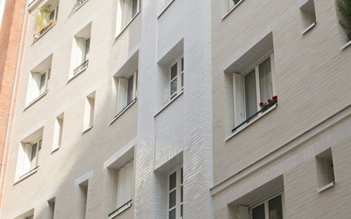 découvrez nos appartements à paris 13 : modernes, lumineux et idéalement situés. trouvez votre futur logement dans un quartier dynamique et bien desservi. visitez dès maintenant !
