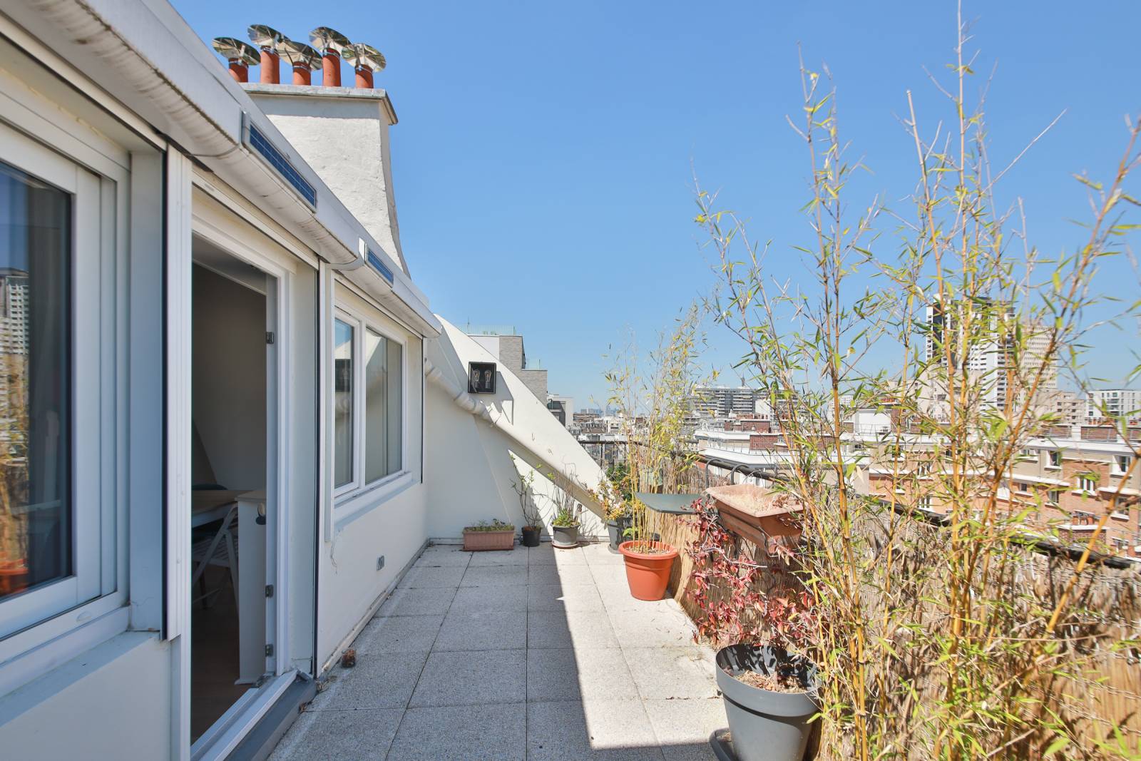 découvrez nos annonces d'appartements à rénover à paris. opportunités idéales pour investisseurs ou particuliers souhaitant personnaliser leur habitat au cœur de la capitale.