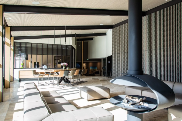 découvrez les services d'un architecte intérieur à rungis, spécialisé dans la création d'espaces élégants et fonctionnels. transformez votre intérieur en un lieu de vie unique avec des solutions sur mesure et un design innovant.