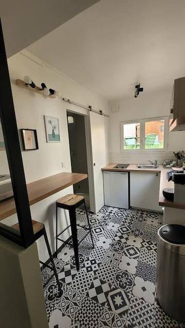 découvrez notre sélection de carrelage à saint-mandé : large choix de styles, matériaux et couleurs pour tous vos projets de rénovation ou de construction. profitez de conseils personnalisés et d’une pose professionnelle.