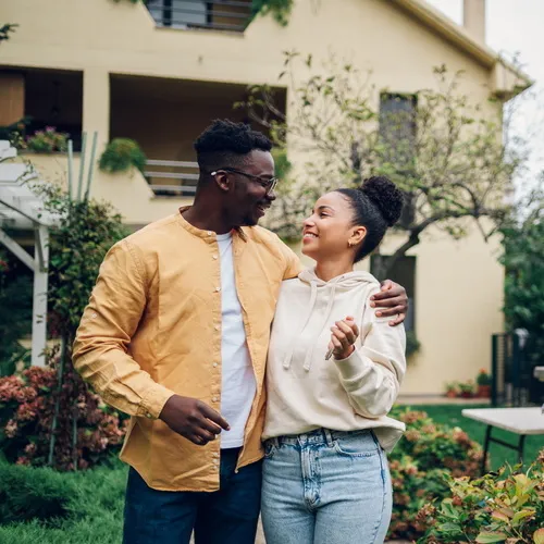 découvrez nos conseils pour bien choisir votre entreprise de rénovation en 2025 : critères essentiels, astuces pour éviter les pièges et garantir la réussite de vos travaux.