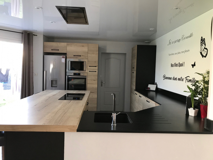 découvrez comment une cuisine moderne à joinville peut transformer votre intérieur avec des équipements innovants, des matériaux de qualité et un design tendance. inspirez-vous pour créer un espace fonctionnel et élégant !