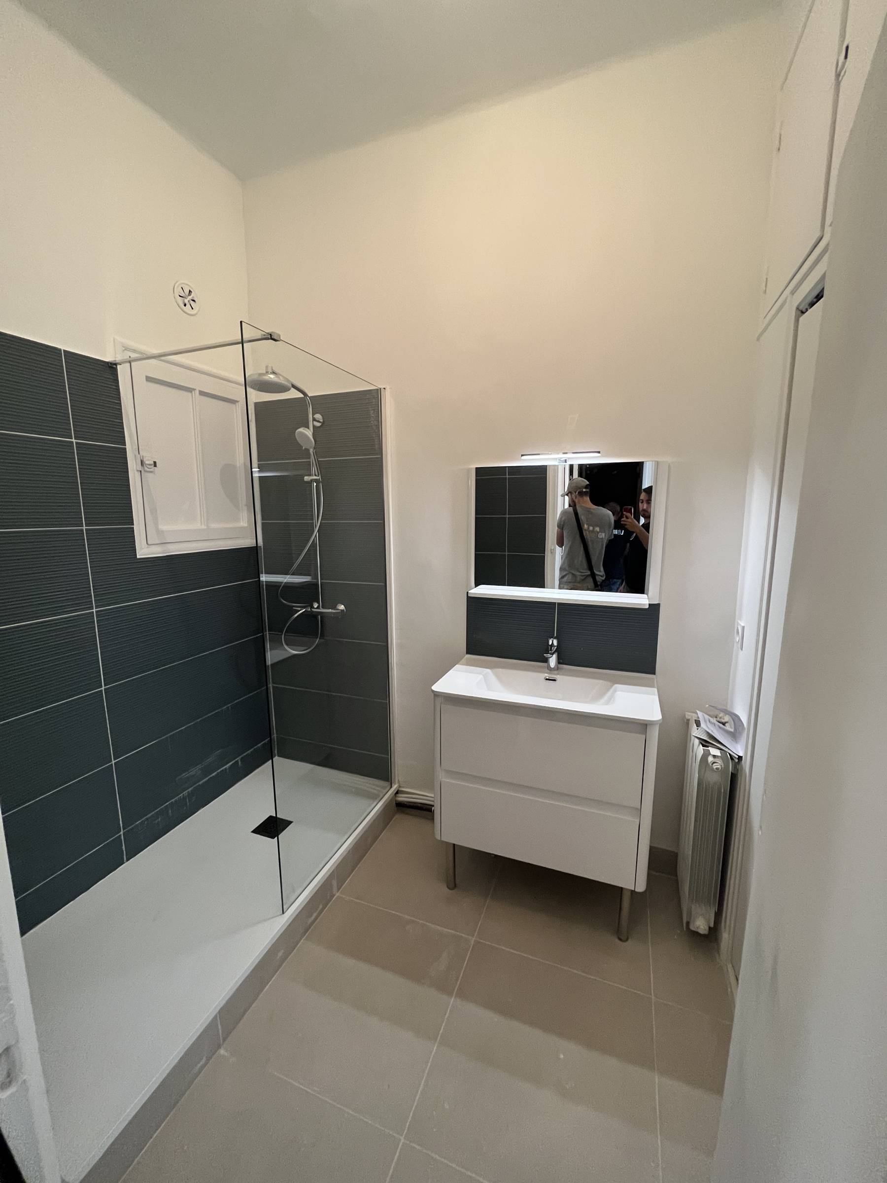 obtenez rapidement un devis personnalisé pour la rénovation de votre salle de bain en 2025. comparez les prix, trouvez des professionnels qualifiés et réalisez votre projet en toute sérénité.