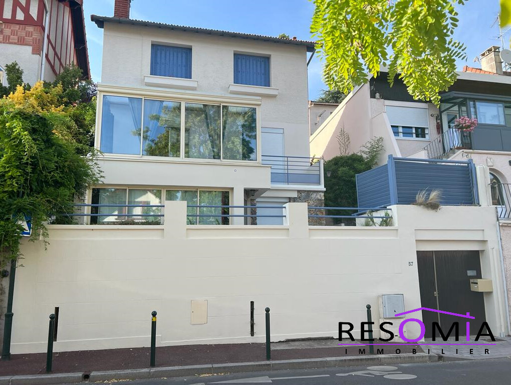 obtenez rapidement un devis personnalisé pour vos travaux d'intérieur à plessis-robinson. que ce soit pour une rénovation, une décoration ou une amélioration de votre espace, nos experts sont à votre écoute pour réaliser vos projets avec soin et professionnalisme.