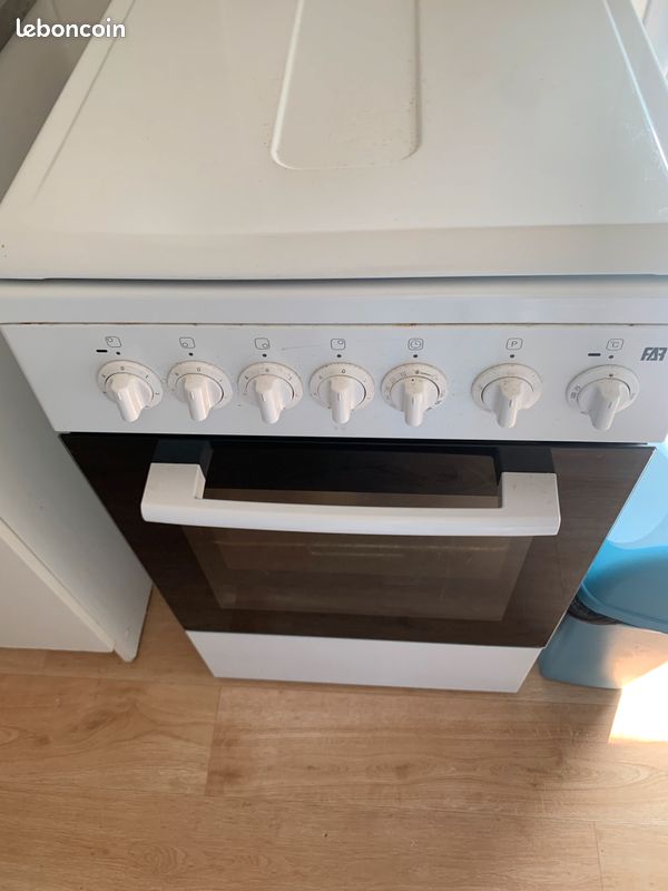 besoin d'un électricien pour votre cuisine à arcueil ? installation, rénovation et dépannage électrique par un professionnel qualifié. devis rapide, travail soigné !