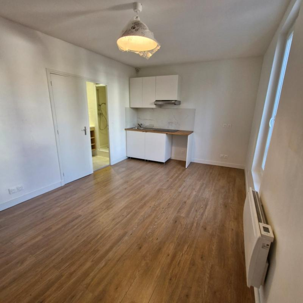 découvrez nos services d'électricité spécialisés pour la cuisine à bois-colombes. nous proposons des solutions adaptées à vos besoins, alliant sécurité, efficacité et esthétisme. transformez votre cuisine avec des installations électriques modernes et fiables.