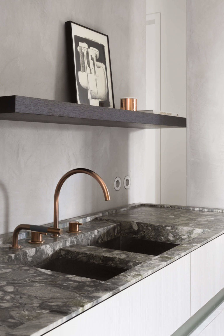 découvrez les dernières tendances en matière d'évier et de robinetterie à paris pour 2025. transformez votre cuisine avec des designs modernes et fonctionnels qui allient esthétique et praticité.