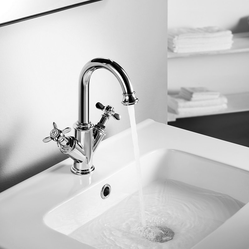 découvrez les dernières tendances en matière d'éviers et robinetterie à paris en 2025. explorez des designs innovants et fonctionnels qui sauront sublimer votre cuisine ou salle de bain tout en apportant confort et praticité. ne manquez pas notre sélection des meilleurs produits du marché.