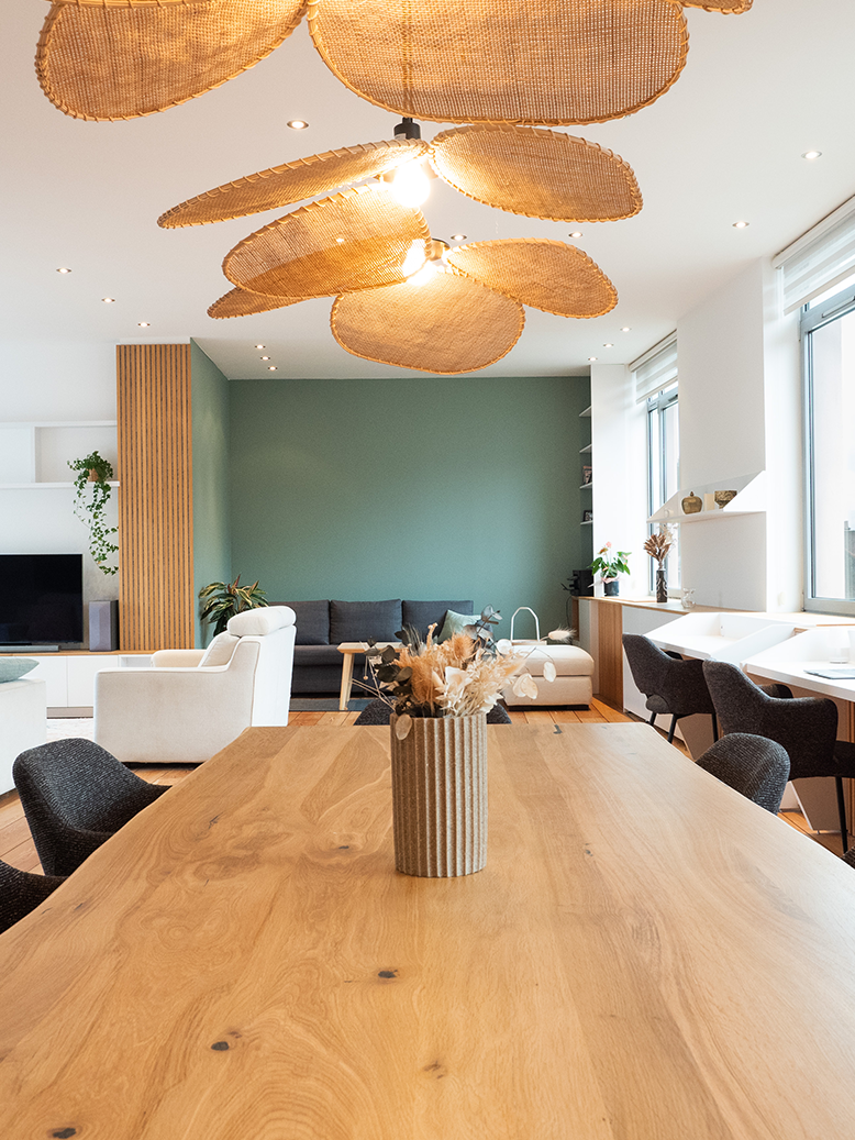 découvrez notre guide complet de la rénovation immobilière : conseils, étapes clés et astuces pour réussir vos travaux, optimiser votre budget et valoriser votre bien immobilier.