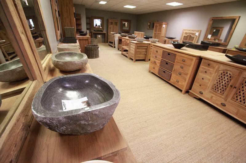 découvrez maison du bain, votre destination idéale pour des produits de bain de qualité supérieure. offrez-vous un moment de détente avec notre sélection de baignoires, accessoires et soins relaxants, conçus pour transformer votre expérience de bain en un véritable moment de bien-être.