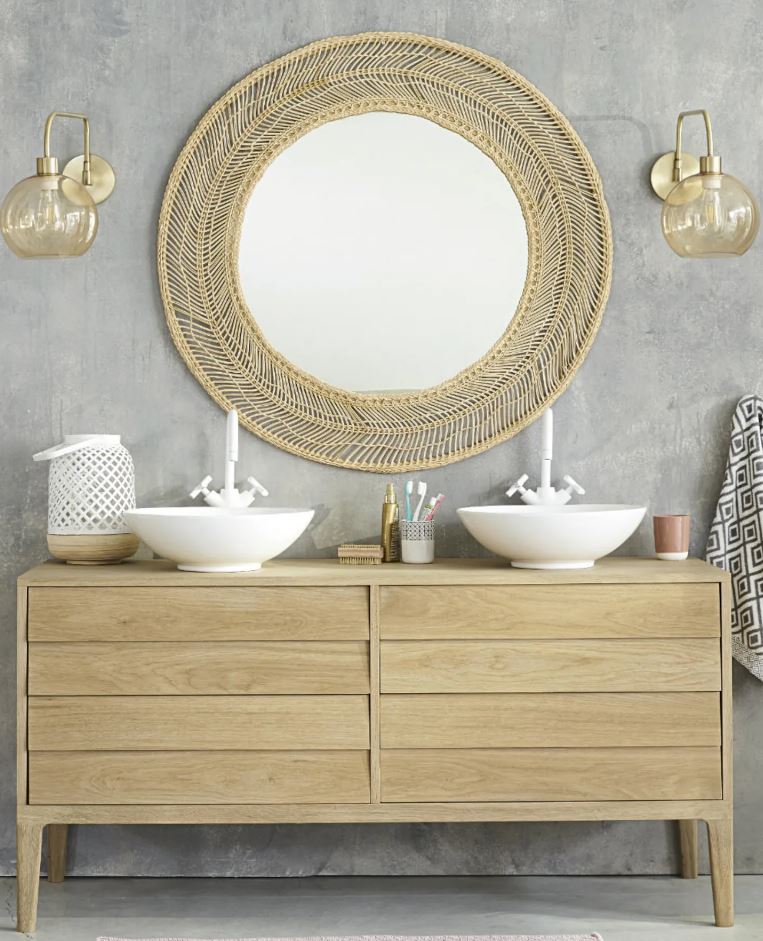 découvrez l'univers apaisant de la maison du bain, votre refuge pour des moments de bien-être et de détente. explorez notre sélection de produits de bain haut de gamme, conçus pour transformer votre routine quotidienne en une expérience revitalisante et luxueuse.