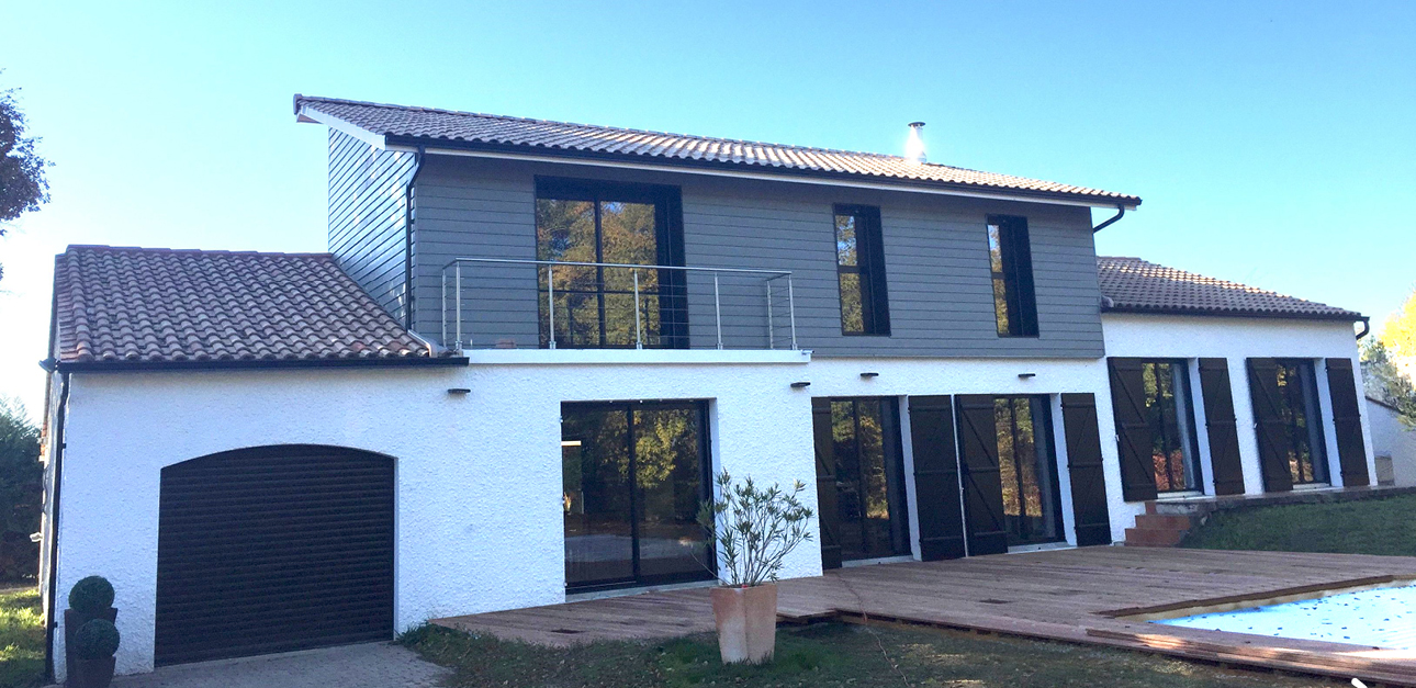 découvrez tout ce qu'il faut savoir sur la maison surélevée : avantages, construction, réglementation et conseils pour optimiser l’espace et profiter d’une vue imprenable.