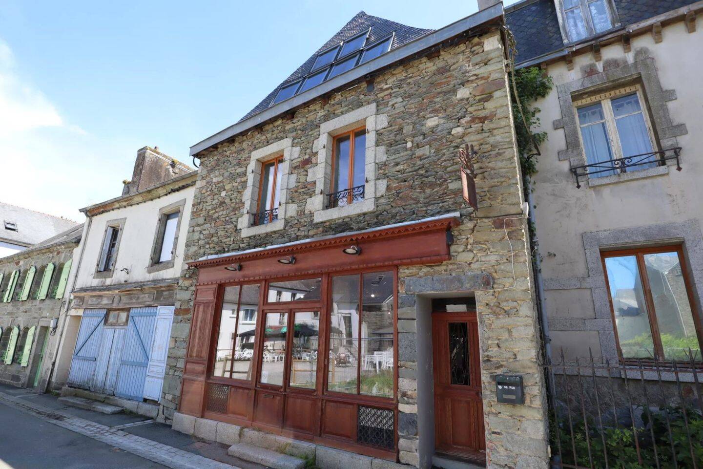 découvrez notre sélection de maisons à rénover en finistère : de belles opportunités pour investir ou créer la maison de vos rêves dans un cadre authentique et naturel.