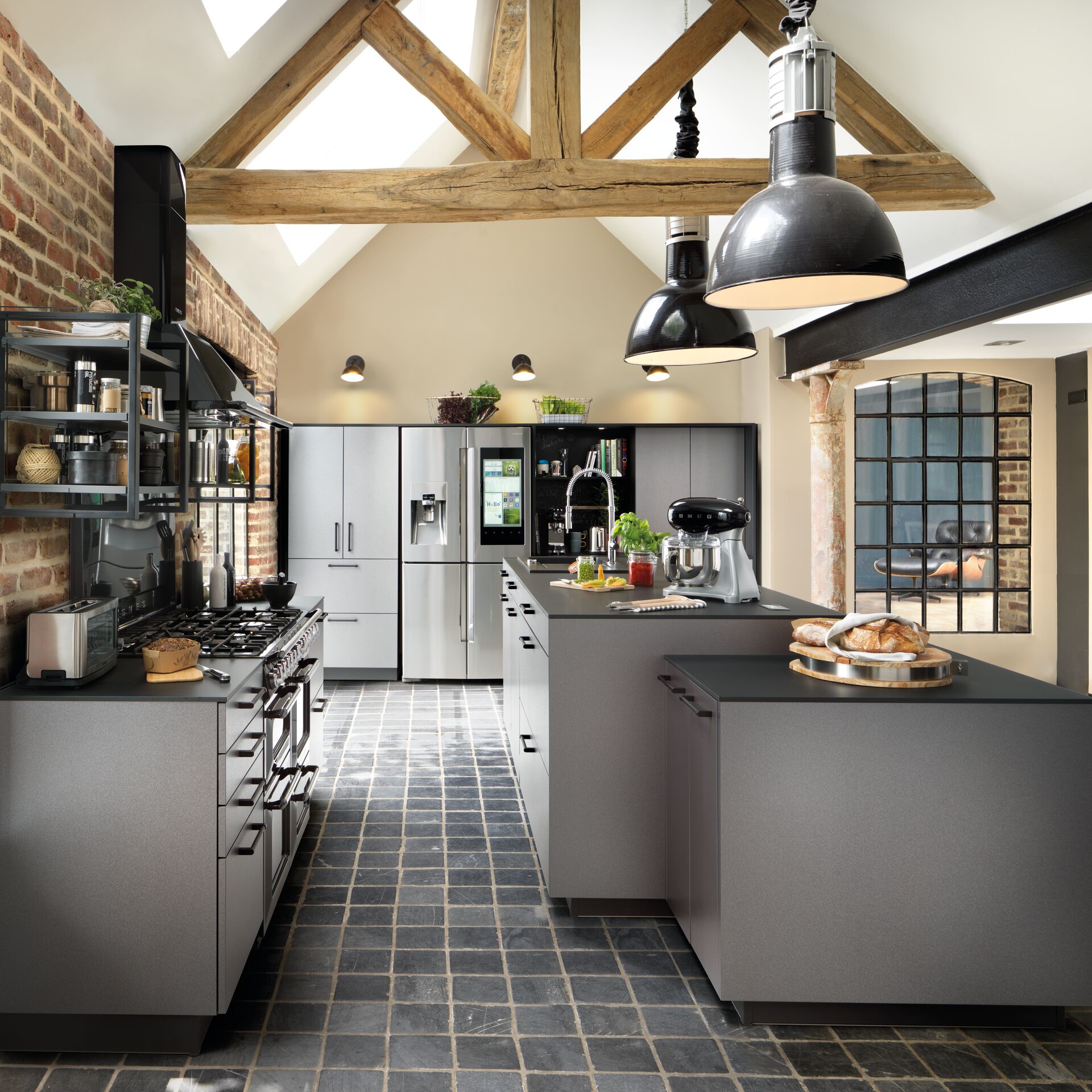 découvrez notre sélection de meubles de cuisine à villejuif : solutions sur-mesure, design moderne et matériaux de qualité pour aménager votre espace avec style et praticité. conseils personnalisés en magasin.