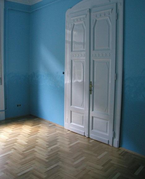 découvrez notre sélection de parquet ancien à paris : des pièces uniques, authentiques et restaurées pour apporter charme et élégance à vos intérieurs. conseils personnalisés et installation professionnelle.