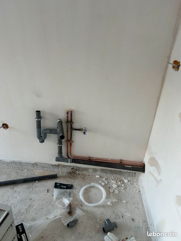 découvrez les services de plomberie spécialisés pour votre cuisine dans le 14e arrondissement de paris. nos experts en plomberie vous garantissent des interventions rapides et de qualité pour des installations, réparations et entretiens sur mesure. contactez-nous dès aujourd'hui pour un devis gratuit!