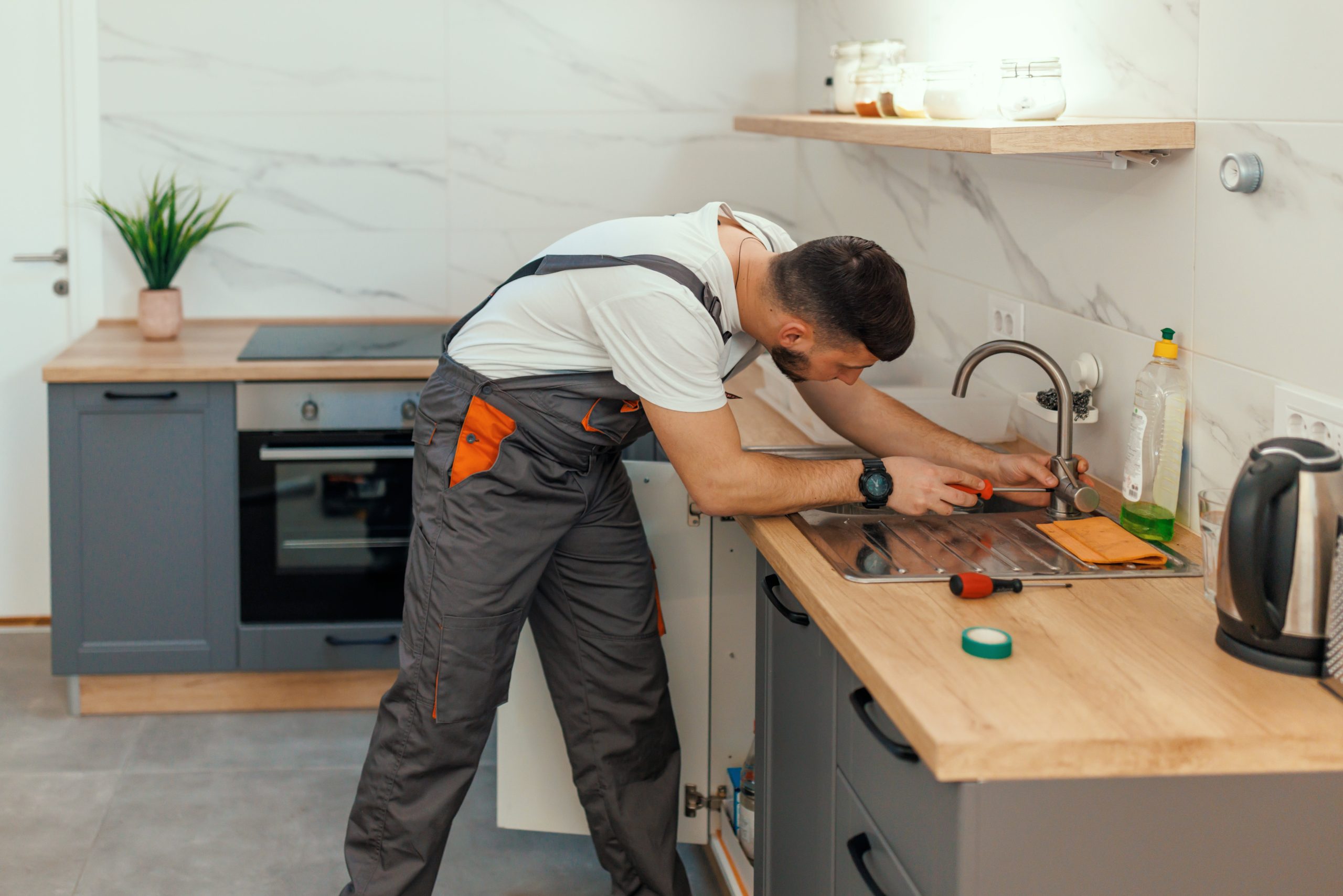 découvrez des conseils pratiques pour la plomberie de votre cuisine à paris 75020. optimisez l'entretien de vos installations et résolvez vos problèmes de plomberie avec nos astuces d'experts.
