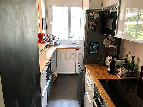 besoin d’un plombier pour votre cuisine à saint-cloud ? installation, dépannage et rénovation de vos équipements de plomberie par un professionnel qualifié, service rapide et fiable.