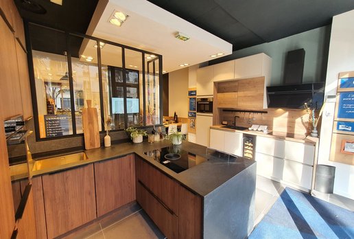 découvrez nos services de pose de cuisine à paris 75002, alliant expertise et design sur mesure. transformez votre espace culinaire avec des matériaux de qualité et un savoir-faire professionnel. contactez-nous pour un devis personnalisé!