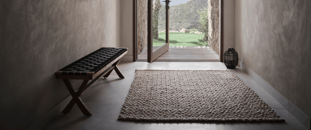 découvrez les prix du béton ciré en 2025 : tarifs au m², facteurs influençant le coût, conseils pour estimer votre budget et réussir votre projet de décoration intérieure ou extérieure.