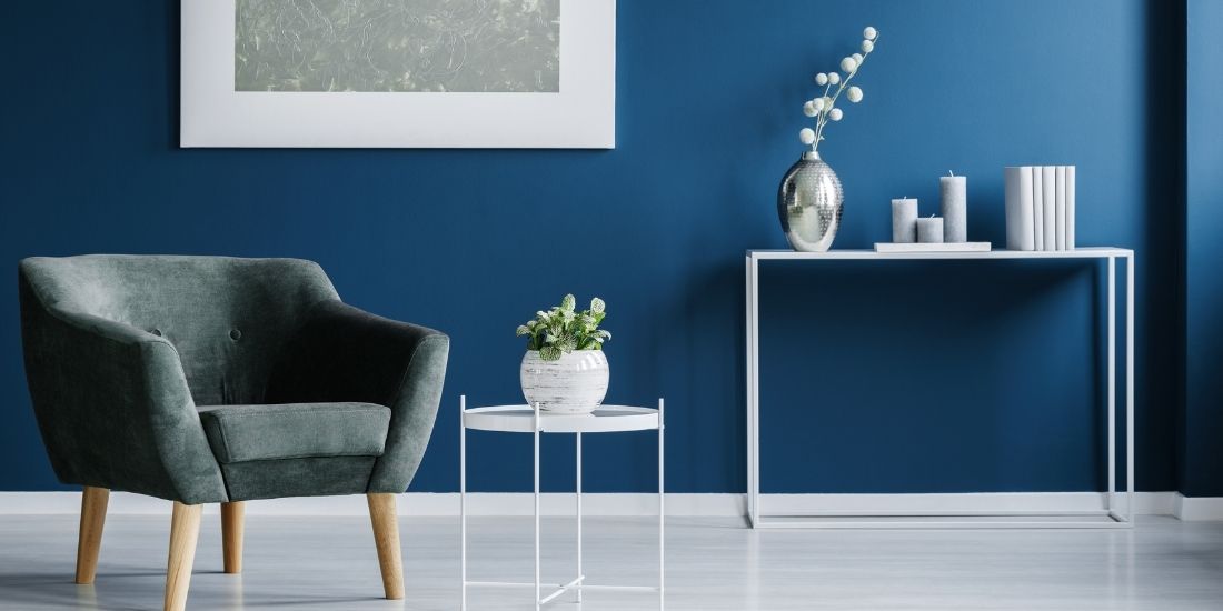 découvrez le prix au m² de la peinture en 2025 : tarifs moyens, conseils pour estimer votre budget et astuces pour économiser sur vos travaux de peinture intérieure ou extérieure.