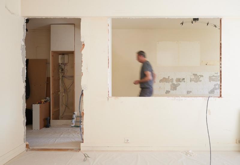 découvrez le coût moyen de la rénovation d'un appartement à paris : guide complet des prix au m², exemples de devis, conseils pour estimer votre budget et choisir les bons professionnels.