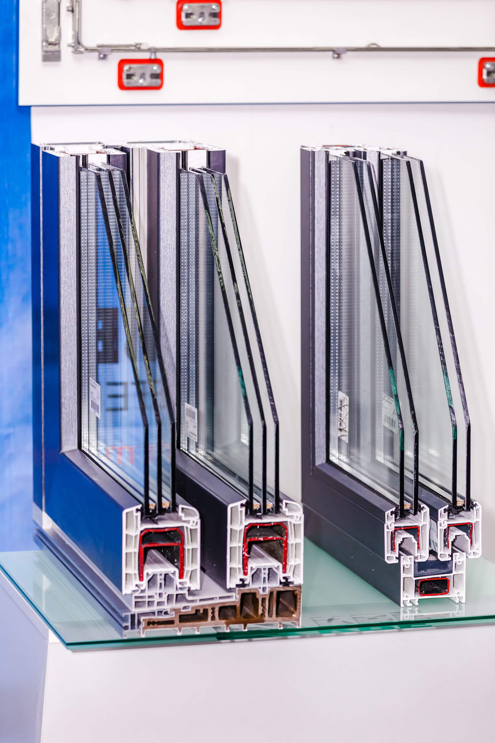 prix triple vitrage 2 découvrez les prix du triple vitrage : conseils pour bien choisir, fourchettes de tarifs selon les dimensions et avantages pour l'isolation thermique et phonique de votre maison.