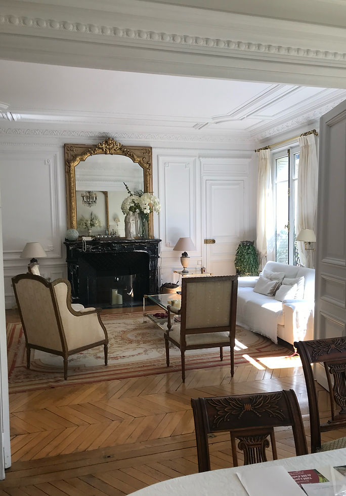 découvrez nos conseils pratiques pour réussir la rénovation d’un bien du 18ème siècle : préservation du cachet, choix des matériaux, erreurs à éviter et astuces d’experts pour valoriser votre patrimoine.