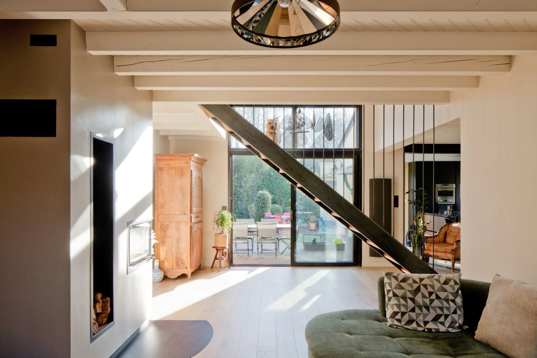 découvrez nos services de rénovation pour transformer votre maison ou appartement. que ce soit pour rénover une pièce, moderniser votre intérieur ou améliorer l'efficacité énergétique, nos experts sont à votre écoute pour réaliser vos projets selon vos envies et votre budget.