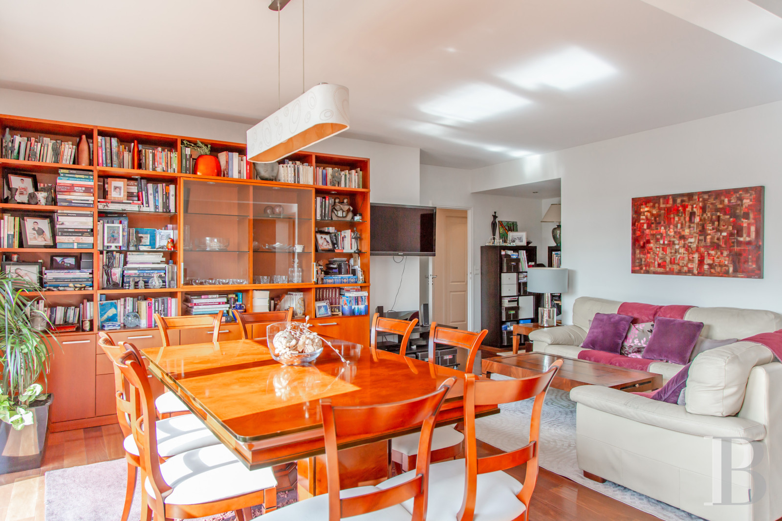 transformez votre espace de vie avec notre service de rénovation d'appartement à bourg-la-reine. profitez d'un accompagnement personnalisé et de solutions sur mesure pour moderniser et embellir votre intérieur.