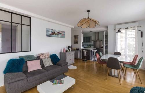 découvrez nos services de rénovation d'appartements au plessis-robinson, alliant expertise, qualité et créativité pour transformer votre espace de vie selon vos envies. contactez-nous pour un devis personnalisé !