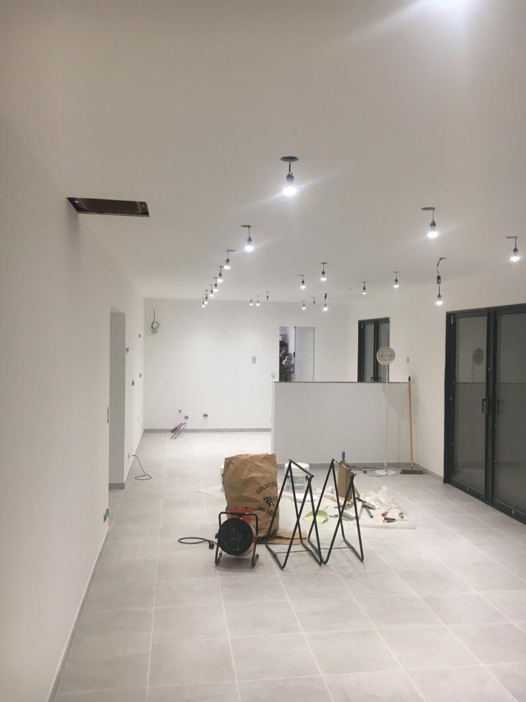 découvrez nos services de rénovation d'appartements à limeil-brévannes en 2025. transformez votre espace de vie avec des solutions modernes et personnalisées pour un intérieur à la fois esthétique et fonctionnel. contactez-nous dès aujourd'hui pour un devis gratuit !