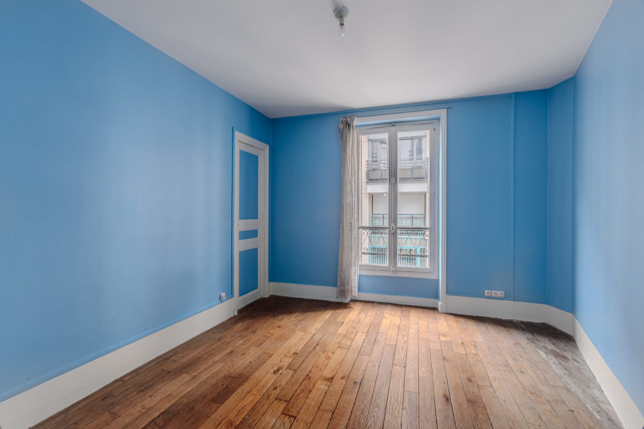 transformez votre appartement dans le 15ème arrondissement de paris grâce à notre expertise en rénovation. bénéficiez d'un design moderne et fonctionnel, adapté à vos besoins et à votre style. contactez-nous pour un devis personnalisé et commencez votre projet de rénovation dès aujourd'hui.