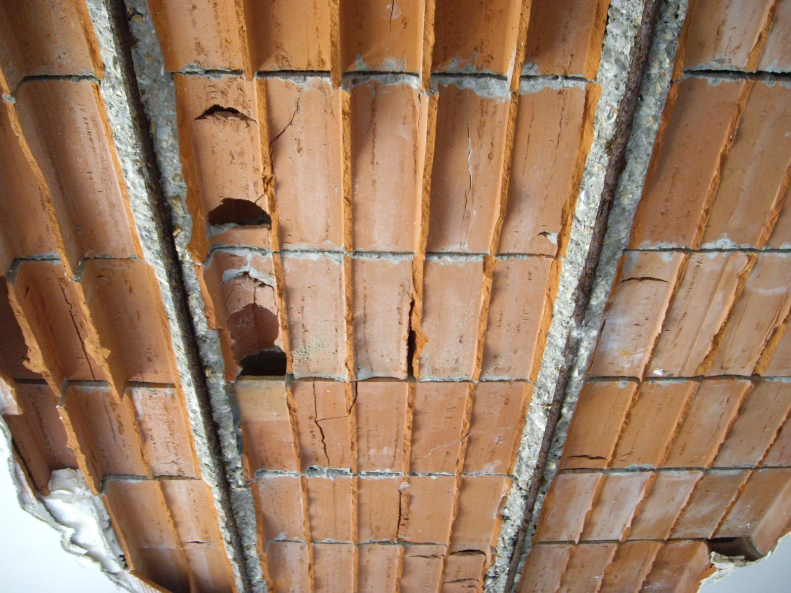 découvrez nos services de rénovation d'appartements à paris 75015. transformez votre espace de vie avec des designs modernes et des solutions sur mesure, alliant confort et esthétique.