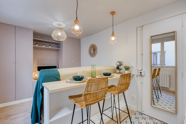 découvrez nos services de rénovation d'appartement à paris 75020. transformez votre espace de vie avec notre équipe d'experts, spécialisée dans la modernisation et l'embellissement de logements. profitez d'un accompagnement personnalisé pour chaque projet, afin de créer un intérieur qui vous ressemble.