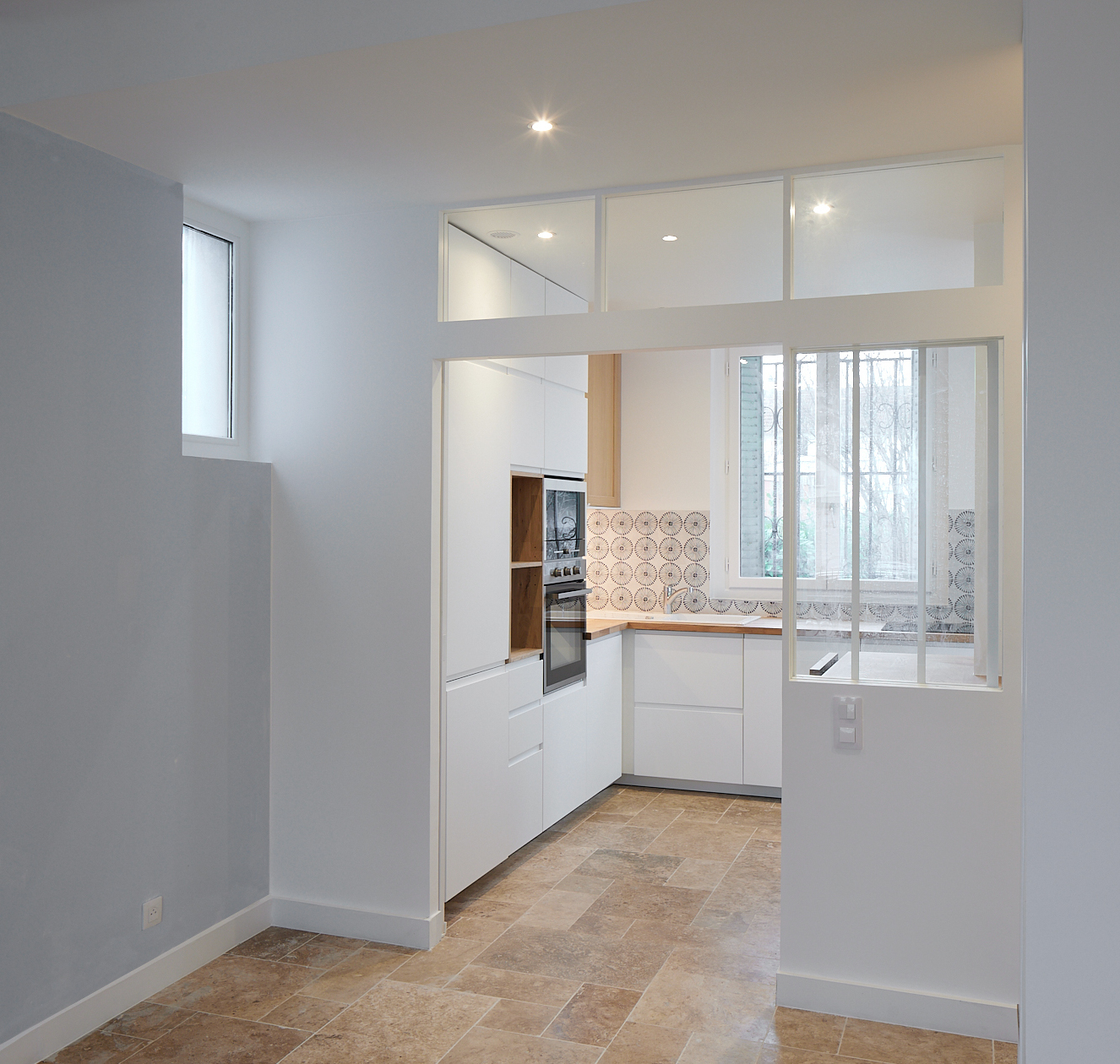 découvrez nos services de rénovation d'appartement à perreux. transformez votre espace de vie avec des solutions sur mesure pour allier confort et esthétisme. contactez-nous pour un devis personnalisé !