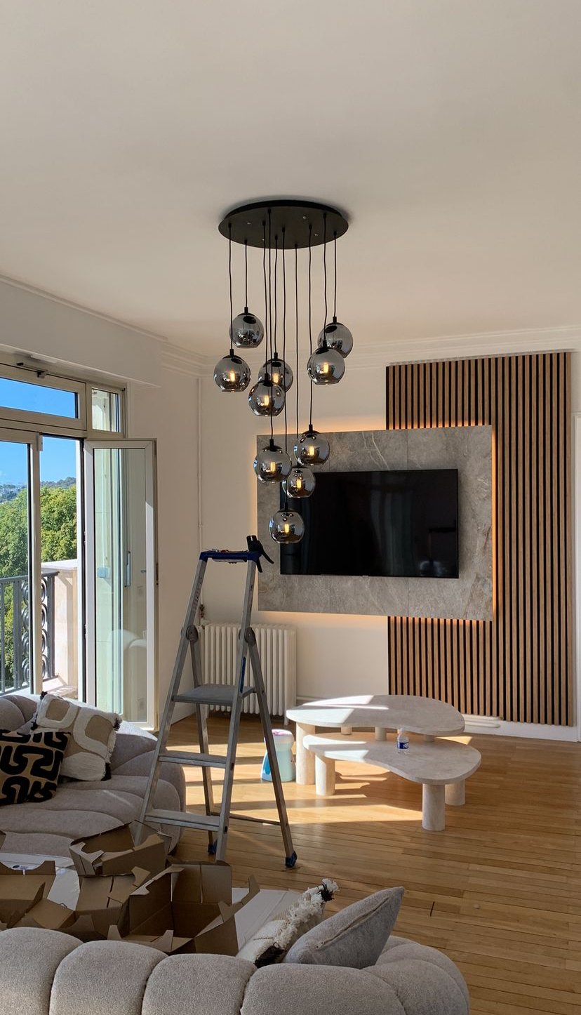 transformez votre espace de vie avec notre service de rénovation d'appartements à rungis. équipe d'experts à votre écoute pour des réalisations sur mesure et de qualité, alliant modernité et confort. contactez-nous dès aujourd'hui pour un devis personnalisé.