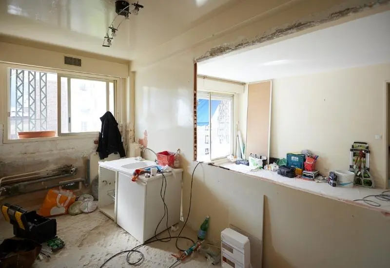 confiez votre projet de rénovation à un artisan expérimenté à paris en 2025. services personnalisés, devis gratuit et réalisations de qualité pour appartements et maisons.