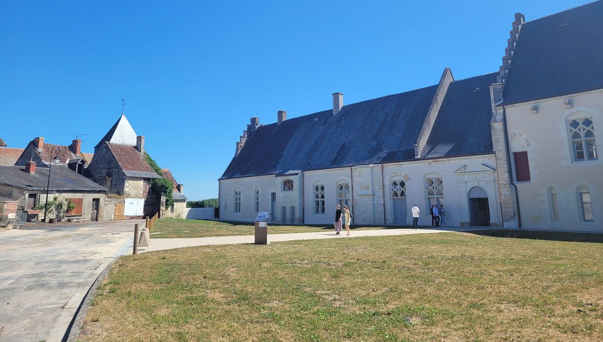 confiez votre projet de rénovation de bâtiment à châtillon à des professionnels expérimentés. rénovation complète, modernisation, travaux intérieurs et extérieurs pour valoriser votre bien. devis gratuit et personnalisé.