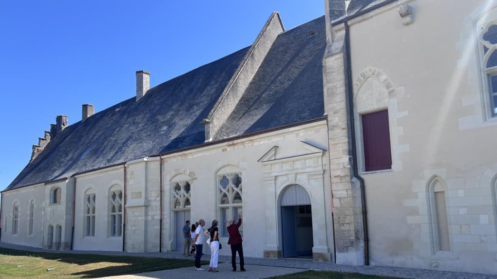 confiez la rénovation de votre bâtiment à châtillon à des experts qualifiés. travaux sur mesure, conseils personnalisés et respect des délais pour tous vos projets de rénovation immobilière.