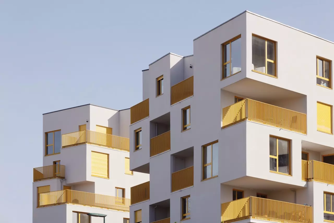 découvrez les meilleures solutions de rénovation de bureaux à gennevilliers en 2025. transformez votre espace de travail avec des designs modernes et fonctionnels pour optimiser votre productivité et le bien-être de vos employés.