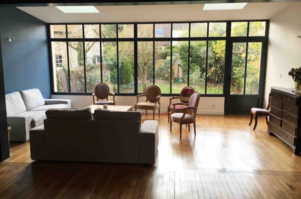 transformez votre espace de travail avec notre service de rénovation de bureau moderne à ville-d'avray. découvrez des designs innovants et fonctionnels qui stimuleront la créativité et le bien-être de vos équipes.