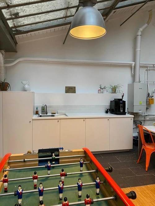 envie de rénover vos bureaux à paris en 2025 ? découvrez nos conseils, solutions et professionnels pour transformer votre espace de travail en un lieu moderne, fonctionnel et inspirant.