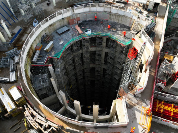 découvrez nos services de rénovation de bureaux à saint-maur en 2025. transformez votre espace de travail avec des solutions modernes et adaptées à vos besoins, alliant esthétique et fonctionnalité.