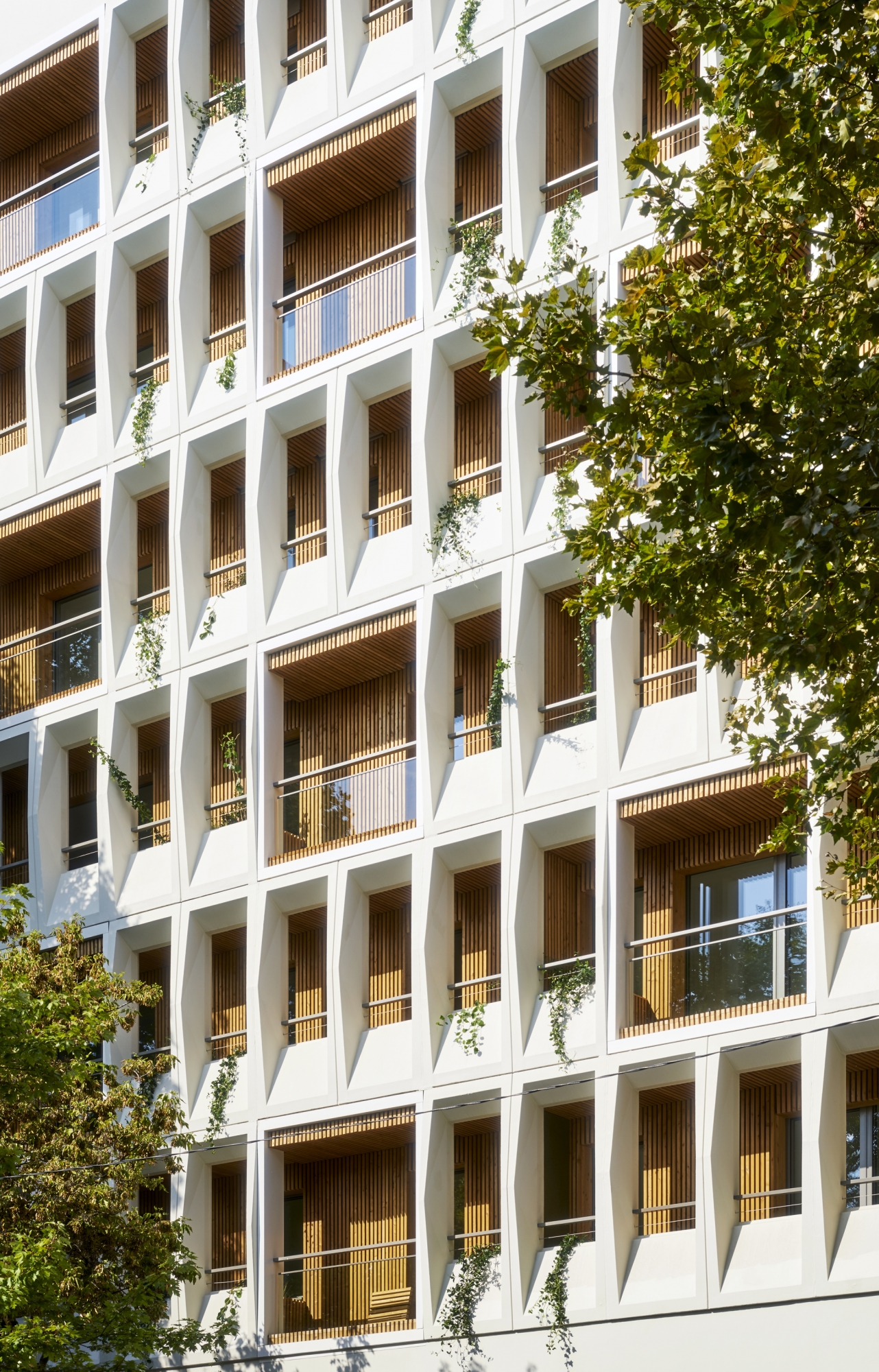 découvrez nos services de rénovation à charenton-le-pont. transformez votre espace avec des solutions sur mesure, alliant modernité et confort. contactez-nous pour un devis gratuit !