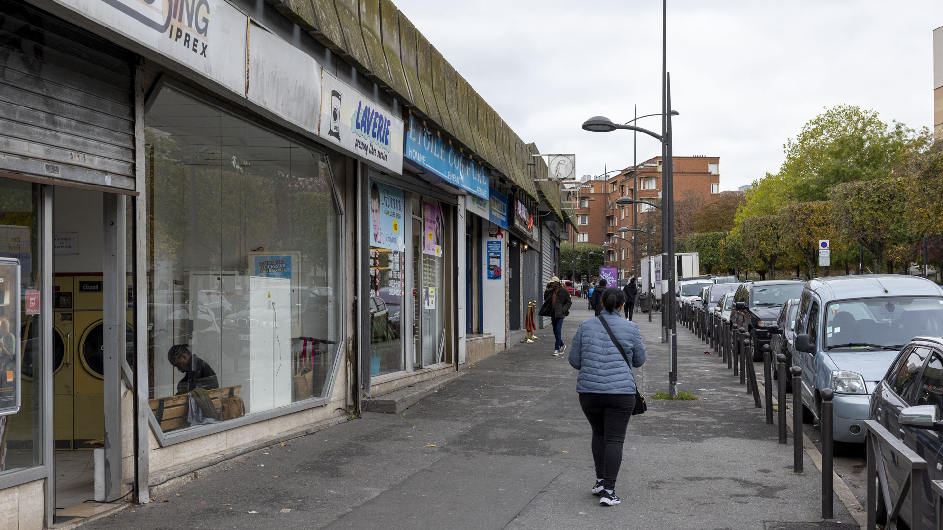 découvrez nos services de rénovation commerciale à vitry, qui transforment vos espaces professionnels en environnements modernes et fonctionnels. améliorez l'esthétique et l'efficacité de votre entreprise grâce à notre expertise en rénovation sur mesure.