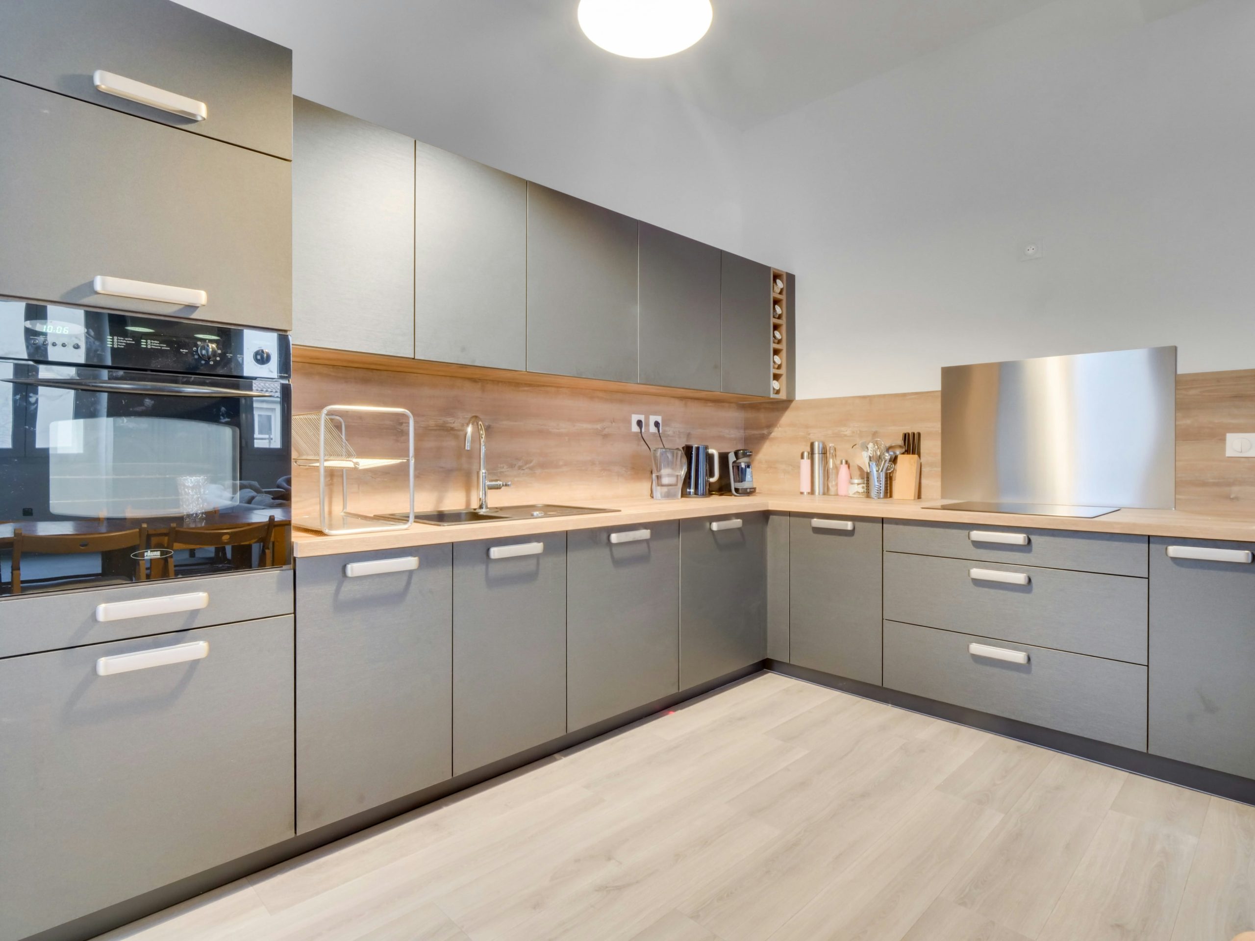 découvrez nos conseils et idées pour la rénovation de votre cuisine. inspirez-vous pour moderniser votre espace, optimiser l’agencement et choisir les meilleurs matériaux pour une cuisine fonctionnelle et esthétique.